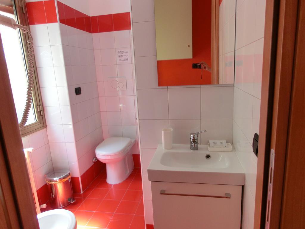 Rhc Rome Hotell Exteriör bild